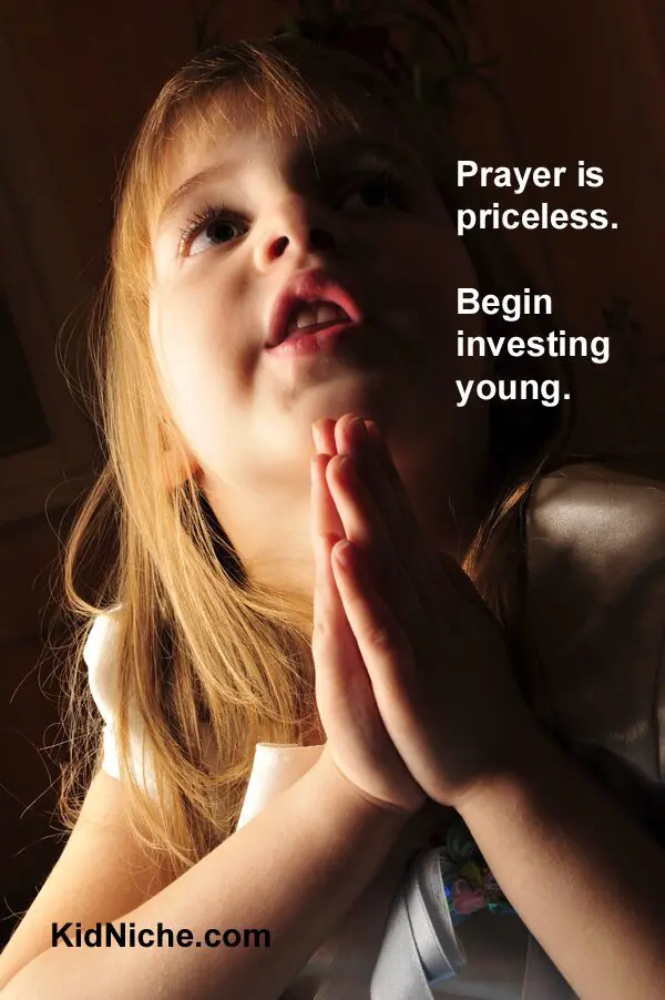 Little girl praying, inspirational message